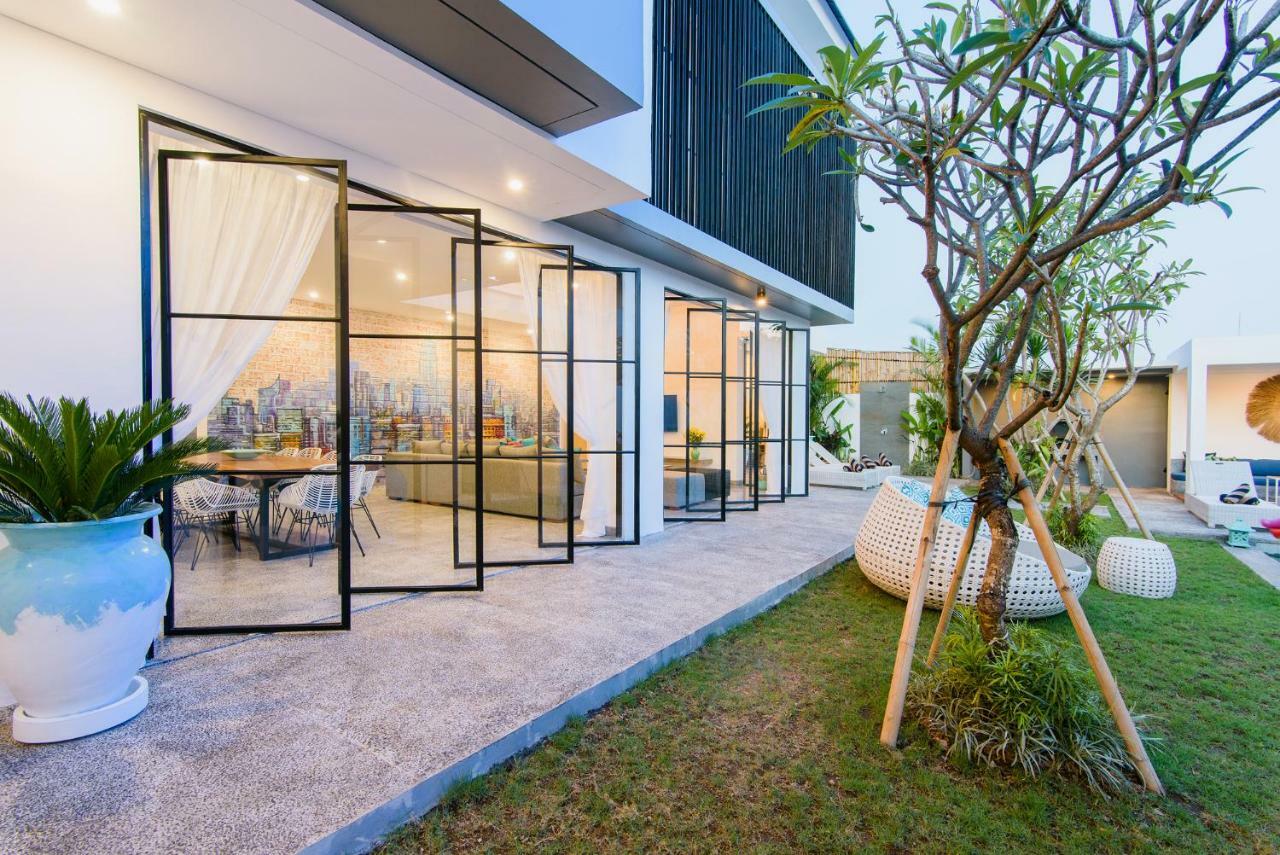 Villa Como Kuta Lombok Exterior foto